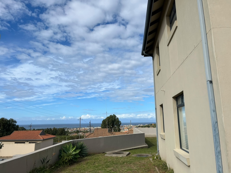 3 Bedroom Property for Sale in Kidds Beach Eastern Cape